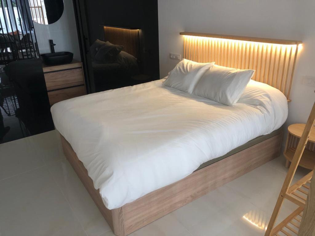 Suite Playamar Con Jacuzzi Torremolinos Exterior foto