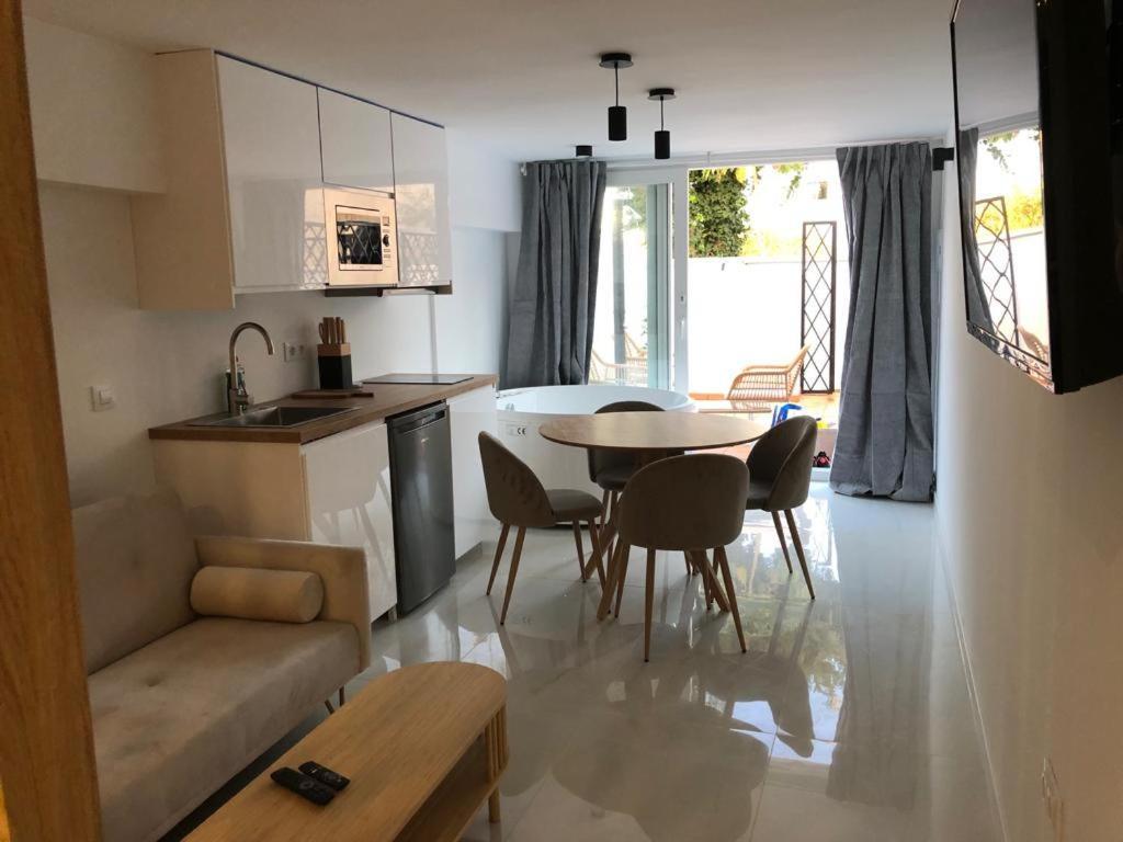 Suite Playamar Con Jacuzzi Torremolinos Exterior foto